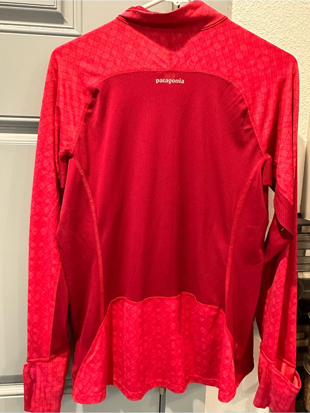 Patagonia Women's size L Half-Zip Pullover - Magenta - Picture 2 of 8